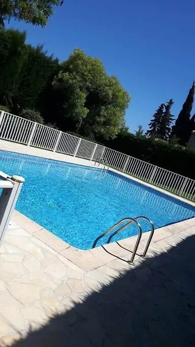 Studio Antibes Apartment 0*,